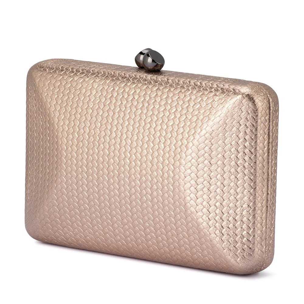 CHICA METALLIC TEXTURED CLUTCH - Image 5