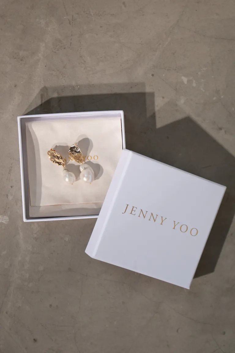 Galilea Gold Pearl Earring - Image 3