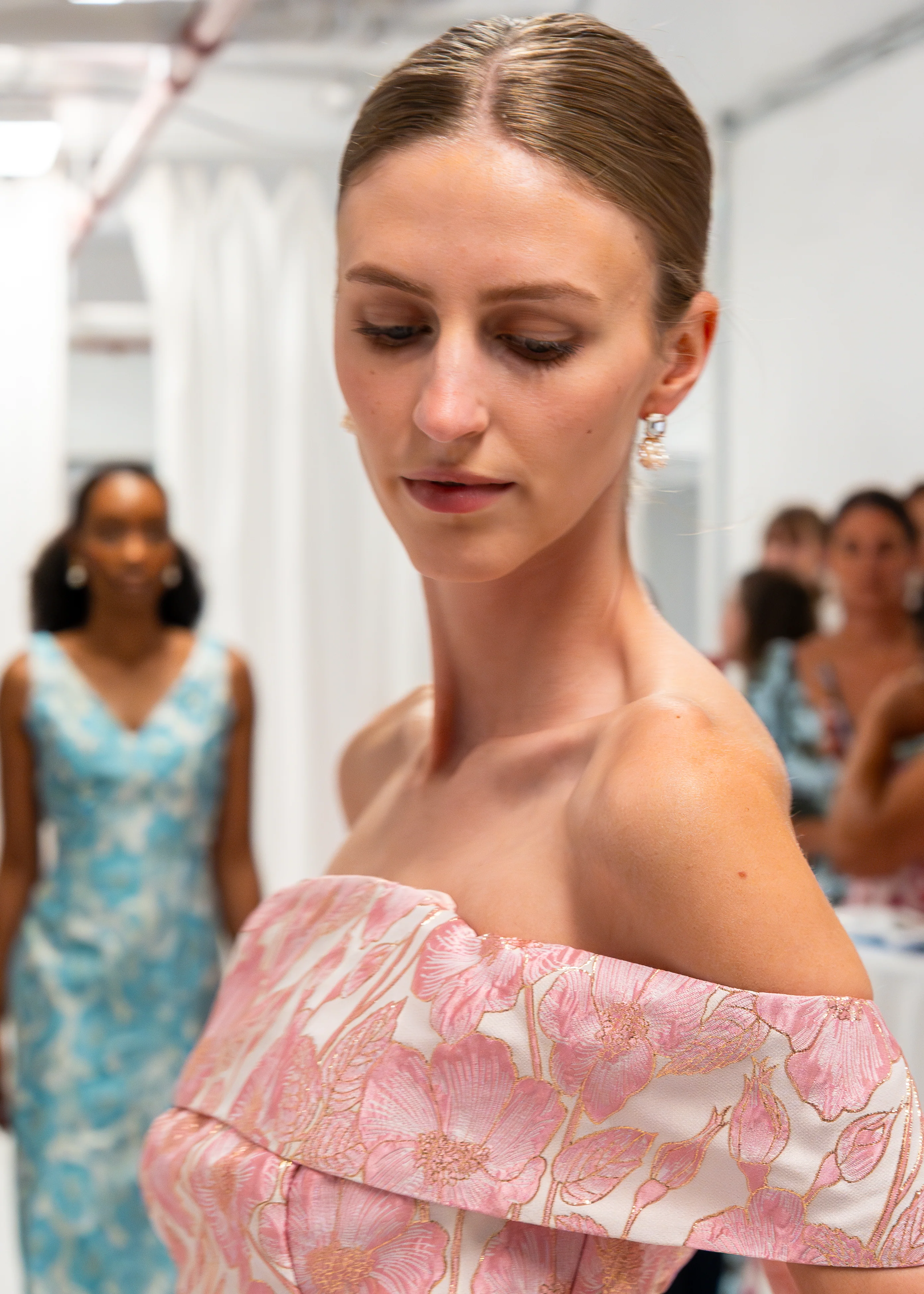 LulaKate Christy Evening Dress in Metallic Floral Jacquard - Image 5