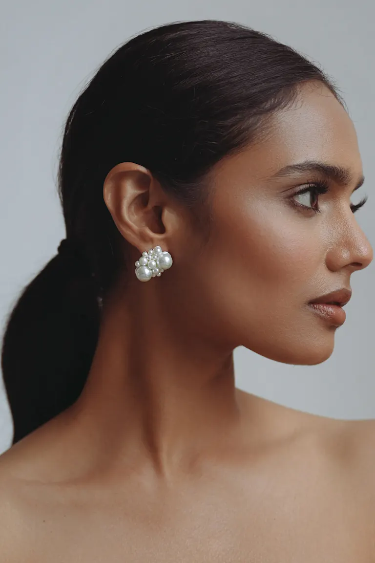 Natalya Pearl Cluster Earring - Image 3