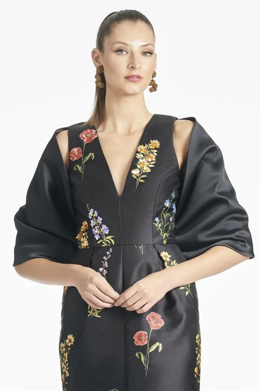 Sachin & Babi Hug Shawl - Image 10